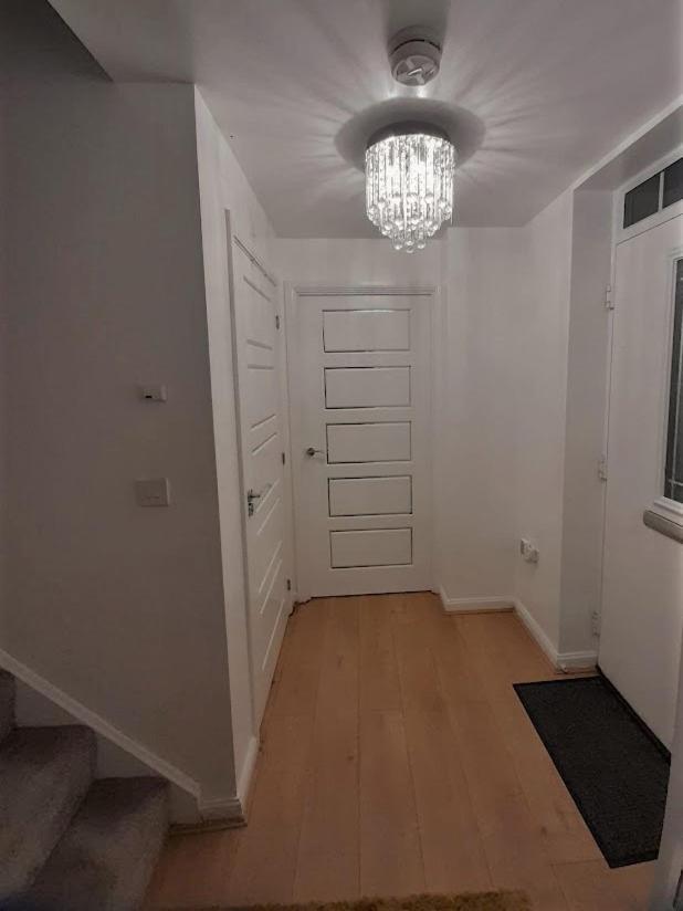 Beautiful 4 Bedroom Treasure Home Hemel Hempstead Εξωτερικό φωτογραφία